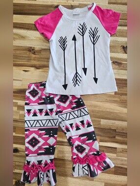 Girls White & Pink Arrow Graphic Set